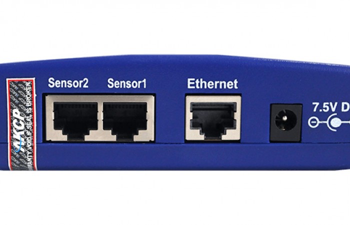 AKCP sensorProbe2 Rückseite mit Anschlüssen